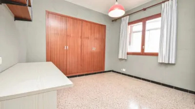 Apartment in Plaça de Francesc García i Orell photo 49