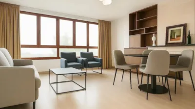 Apartment in Plaça de Francesc García i Orell photo 8