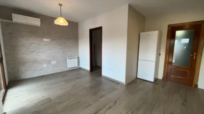 Piso en alquiler en Carretera de Madrid, 20, cerca de Calle de Madrid, Aldea del Fresno de 900 €<span>/mes</span>