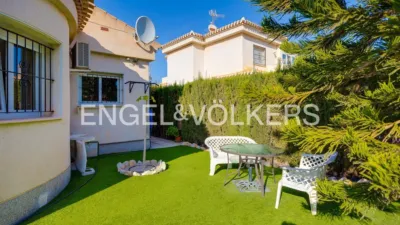 House in Playa Flamenca-Las Piscinas photo 26