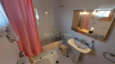 Casa en Carrer de Portbou, 5 photo 14