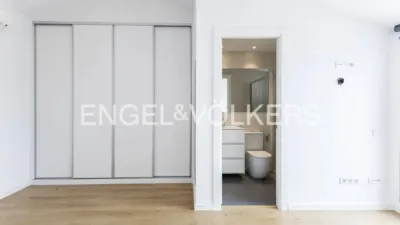 Duplex Penthouse in La Gavarra photo 32