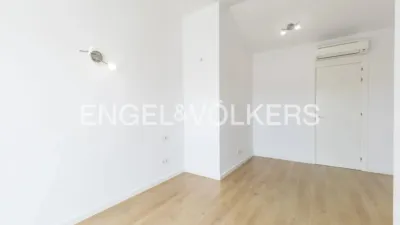 Duplex Penthouse in La Gavarra photo 37