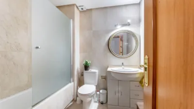 Casa adosada en venta en Calle de Santoña, Zona Bulevar (Arroyomolinos) de 510.000 €