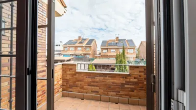 Casa adosada en venta en Calle de Santoña, Zona Bulevar (Arroyomolinos) de 510.000 €
