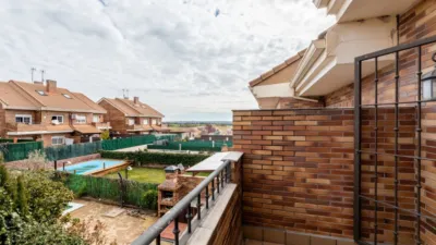 Casa adosada en venta en Calle de Santoña, Zona Bulevar (Arroyomolinos) de 510.000 €