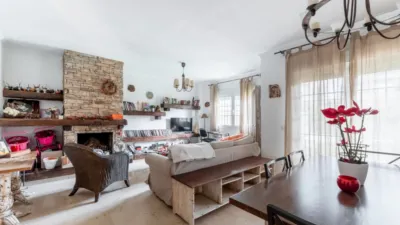 Casa adosada en venta en Calle de Santoña, Zona Bulevar (Arroyomolinos) de 510.000 €