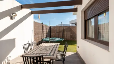 Casa pareada en venta en Zona Bulevar, Zona Bulevar (Arroyomolinos) de 479.900 €