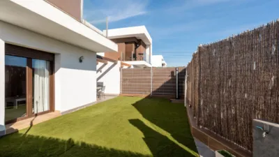 Casa pareada en venta en Zona Bulevar, Zona Bulevar (Arroyomolinos) de 479.900 €