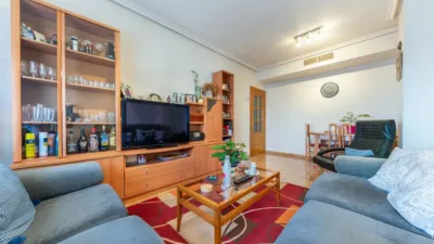 Flat on Calle de Francisco Tomás y Valiente photo 3