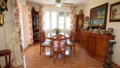 Chalet on Calle de las Rosas photo 3