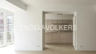 Apartment on Avenida de Bruselas photo 13
