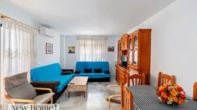 Apartment on Avenida de José Amat Benavides photo 2