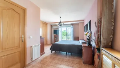 Chalet en venta en Calle de Miguel de Cervantes, cerca de Calle de Benito Pérez Galdós, Zona de las Cárcavas-Arroyo del Bosque (Arroyomolinos) de 579.900 €