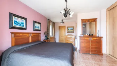 Chalet en venta en Calle de Miguel de Cervantes, cerca de Calle de Benito Pérez Galdós, Zona de las Cárcavas-Arroyo del Bosque (Arroyomolinos) de 579.900 €