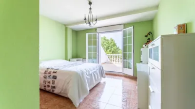 Chalet en venta en Calle de Miguel de Cervantes, cerca de Calle de Benito Pérez Galdós, Zona de las Cárcavas-Arroyo del Bosque (Arroyomolinos) de 579.900 €