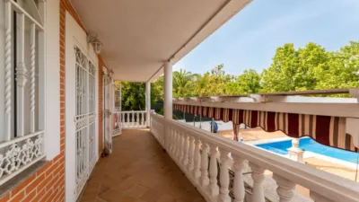 Chalet en venta en Calle de Miguel de Cervantes, cerca de Calle de Benito Pérez Galdós, Zona de las Cárcavas-Arroyo del Bosque (Arroyomolinos) de 579.900 €