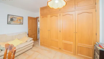 Chalet on Calle de Santa María del Castañar photo 11