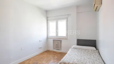 Apartamento en alquiler en Paseo de la Castellana, cerca de Calle de San Aquilino - Imagen 10