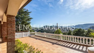 House in Vallirana photo 7