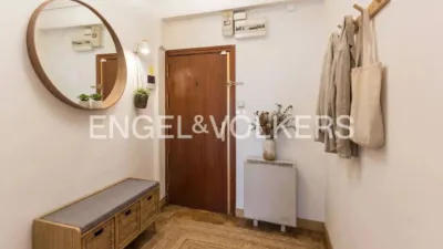 Apartment on Clara del Rey Street photo 3