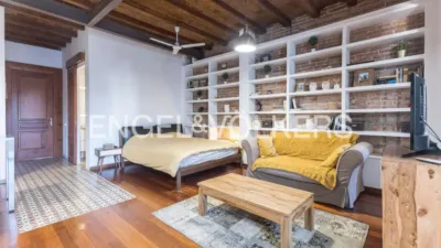 Estudio en alquiler en La Vila de Gràcia - Imagen 3