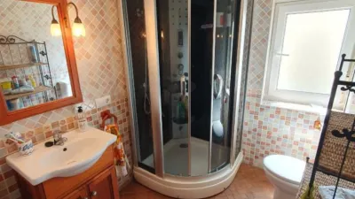Apartment on Calle Barrio Evaristo Lavín photo 17