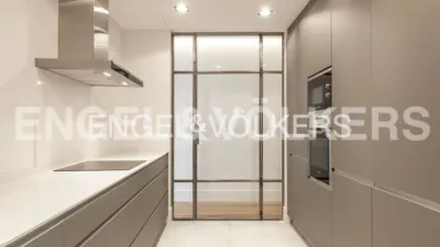 Apartamento en alquiler en Almagro - Imagen 11
