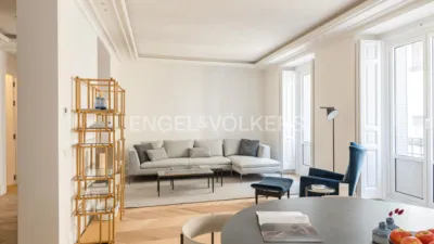 Apartment on Calle de la Alameda photo 7