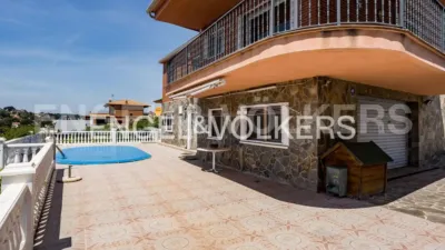 House in Cubelles photo 2