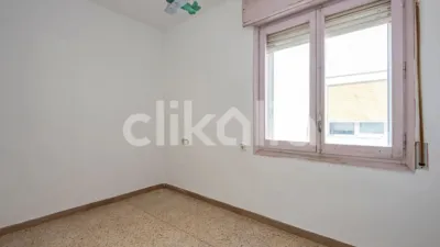 Flat in Valls photo 13