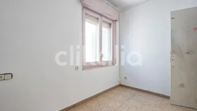 Flat in Valls photo 14