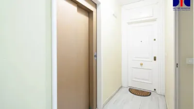 Apartment on Calle de José de la Cámara photo 2