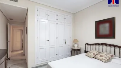 Apartment on Calle de José de la Cámara photo 34