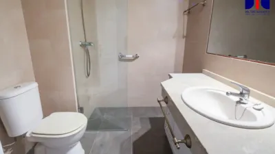 Apartment on Calle de José de la Cámara photo 37