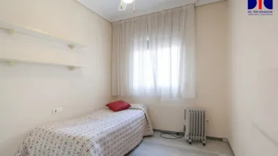 Apartment on Calle de José de la Cámara photo 38