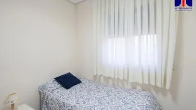 Apartment on Calle de José de la Cámara photo 43