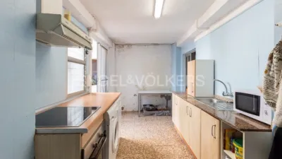 Terraced house on Carrer Canonge Gimeno photo 14