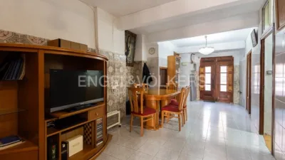 Terraced house on Carrer Canonge Gimeno photo 3