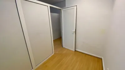 Local comercial en alquiler en La Calzada - Vista 4