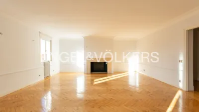 Apartamento en alquiler en Recoletos - Imagen 2