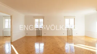 Apartamento en alquiler en Recoletos - Imagen 3