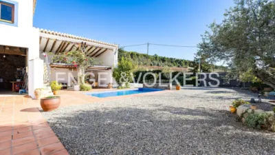 House in Torrelles de Foix photo 11