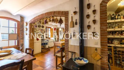 House in Torrelles de Foix photo 23