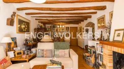 House in Torrelles de Foix photo 33