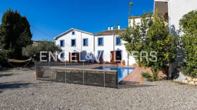 House in Torrelles de Foix photo 4