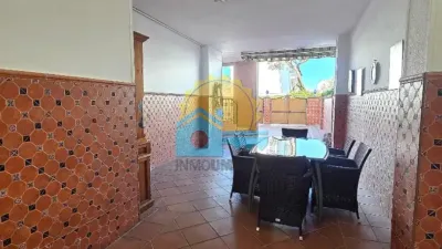House - Más