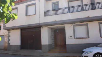 Casa en venta en Calle Calvario, número 57, El Peral de 150.000 €