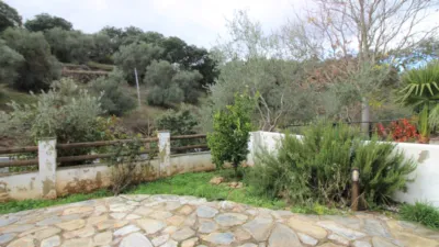 Chalet en alquiler en Calle Finca Urbanización Casas Serranas Fuenteherrumbre, Aracena de 900 €<span>/mes</span>