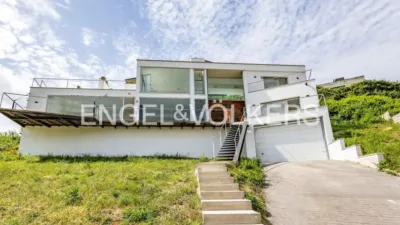 House on Avinguda del Montseny photo 3